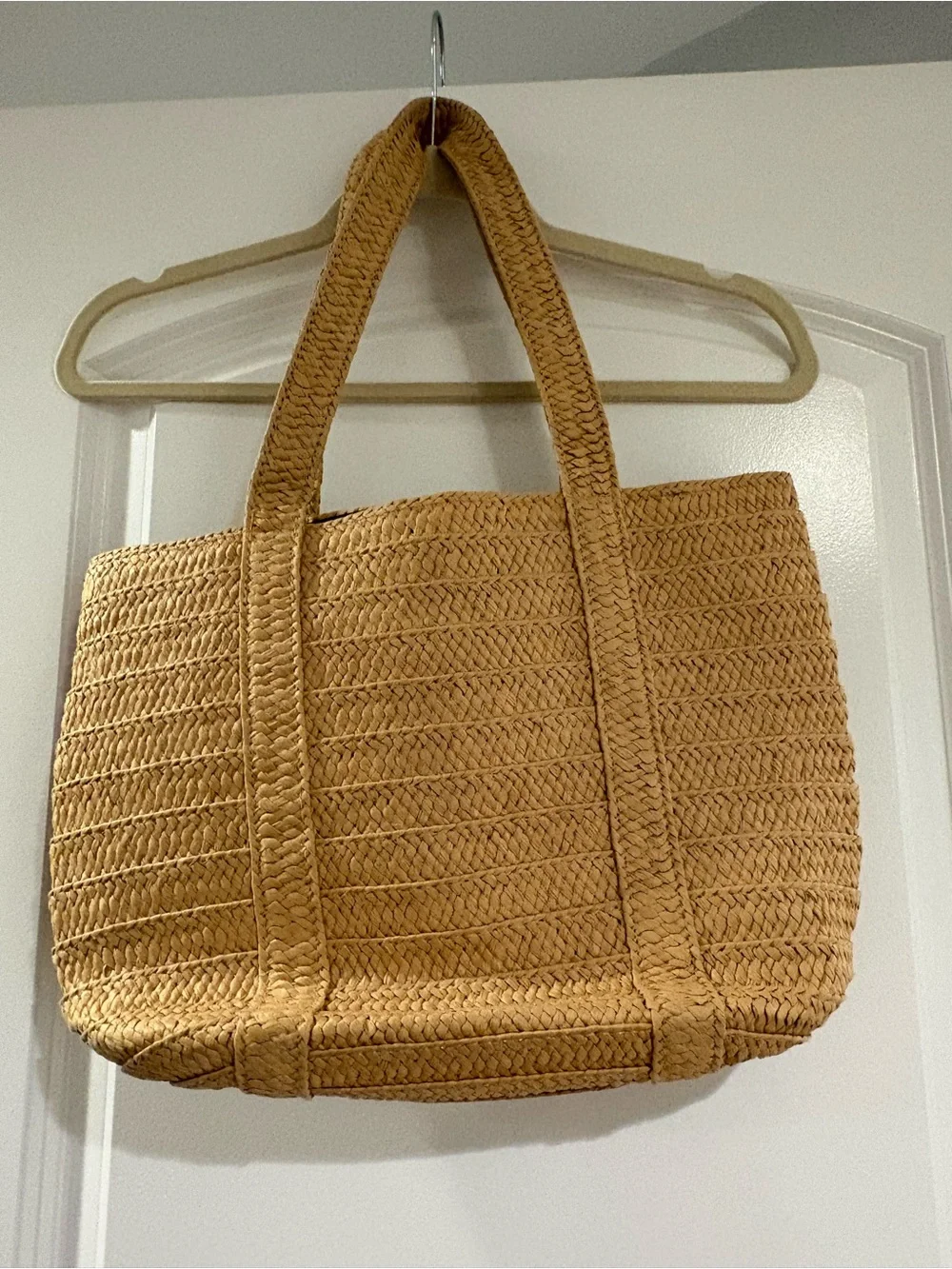 Draper James Woven Straw Tote Bag in Tan - Everyday Beach & Market Tote